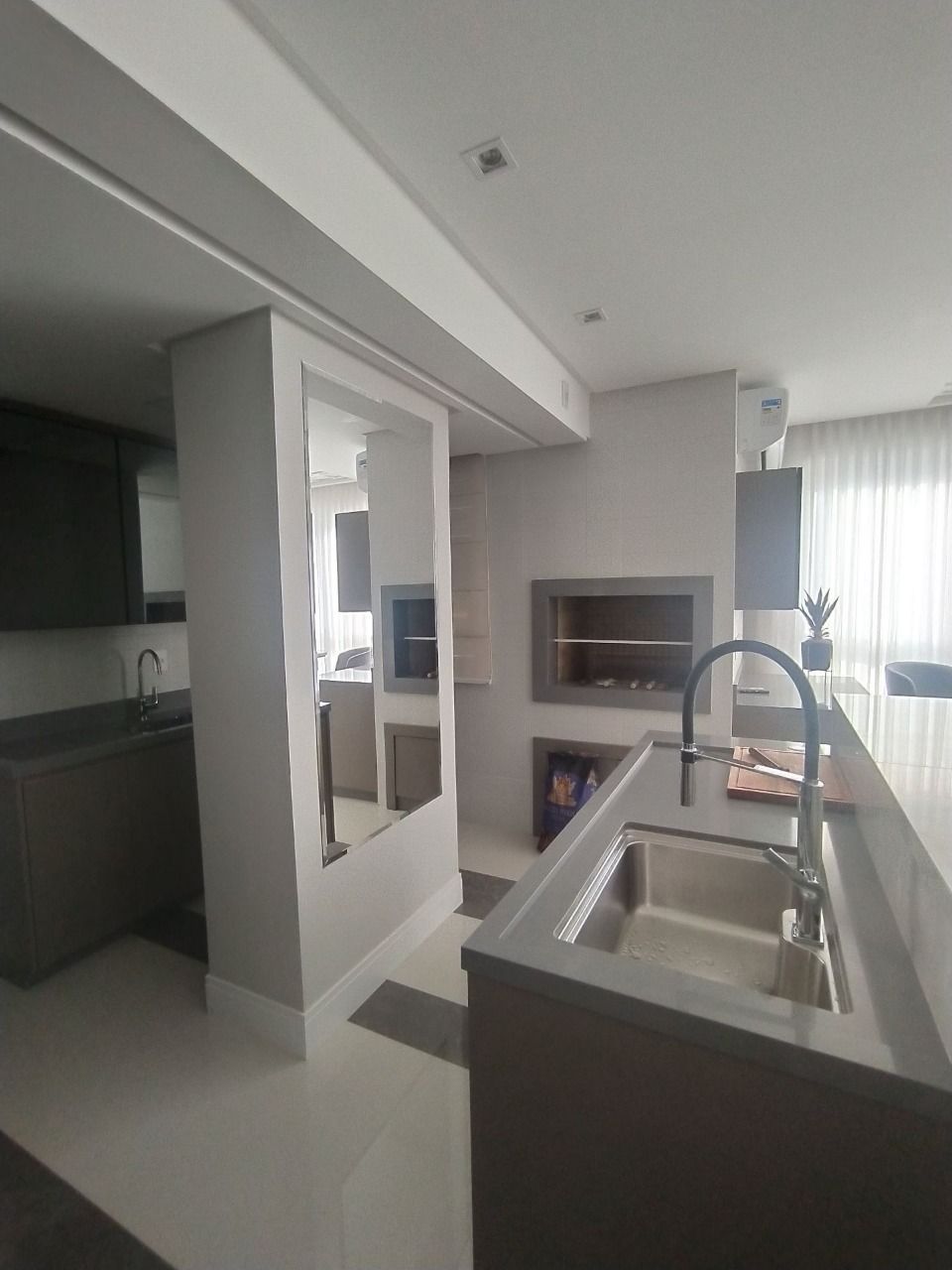 Apartamento à venda com 3 quartos, 134m² - Foto 6