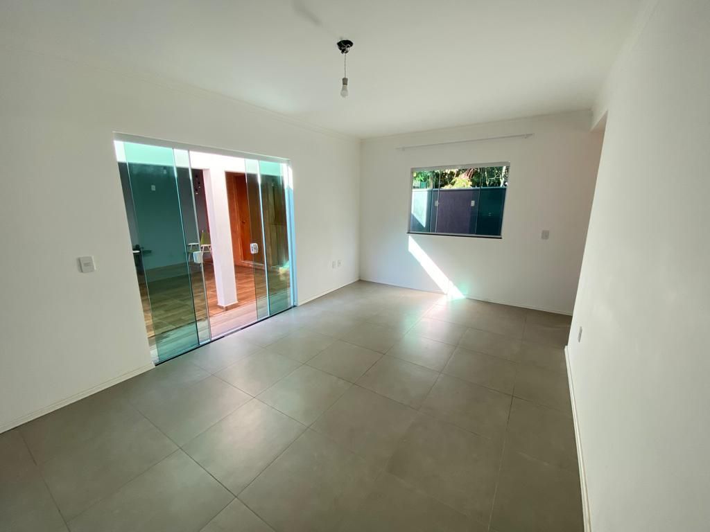 Casa à venda com 3 quartos, 237m² - Foto 18