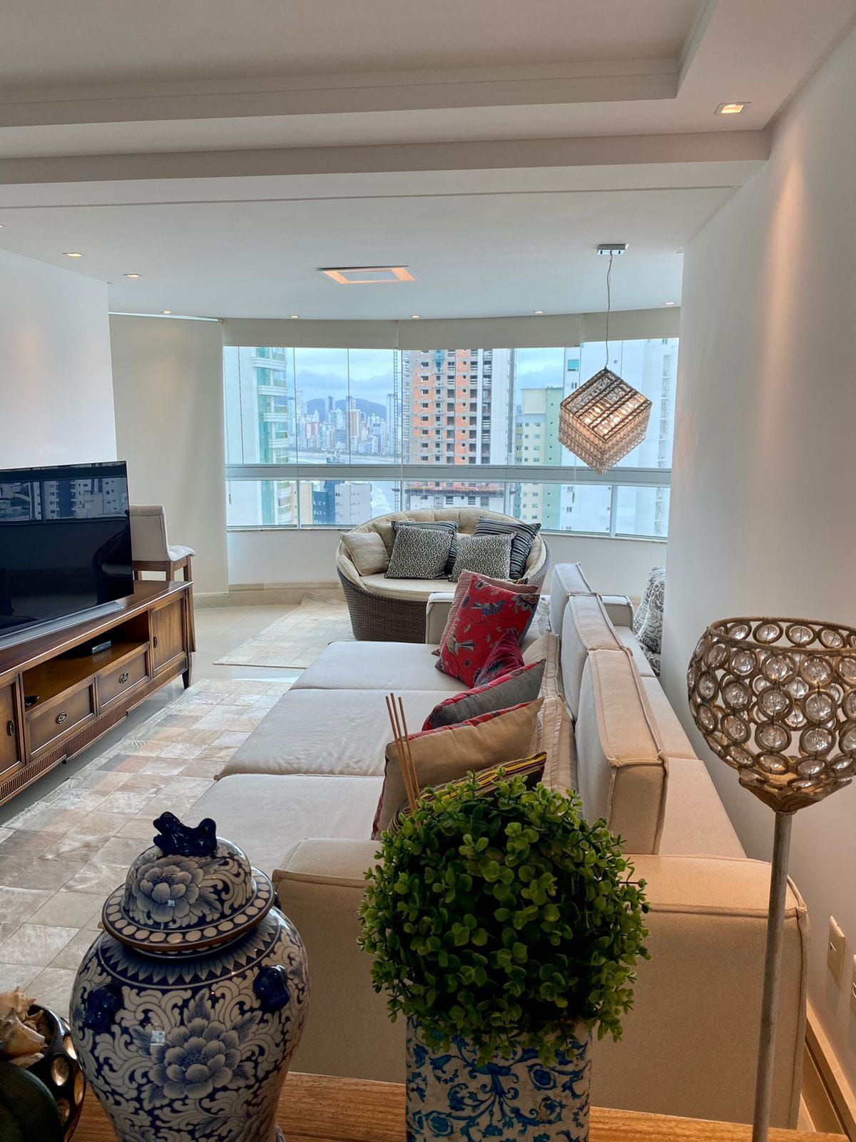 Apartamento para alugar com 3 quartos, 139m² - Foto 6