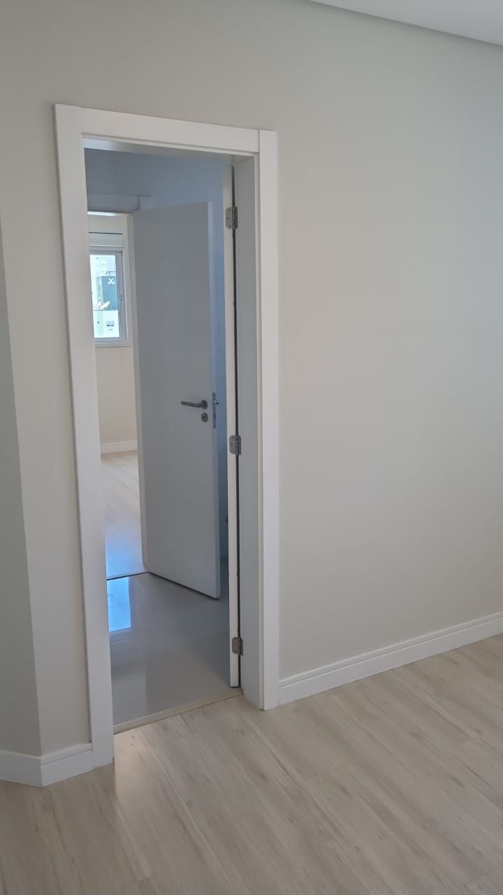 Apartamento para alugar com 4 quartos, 140m² - Foto 18