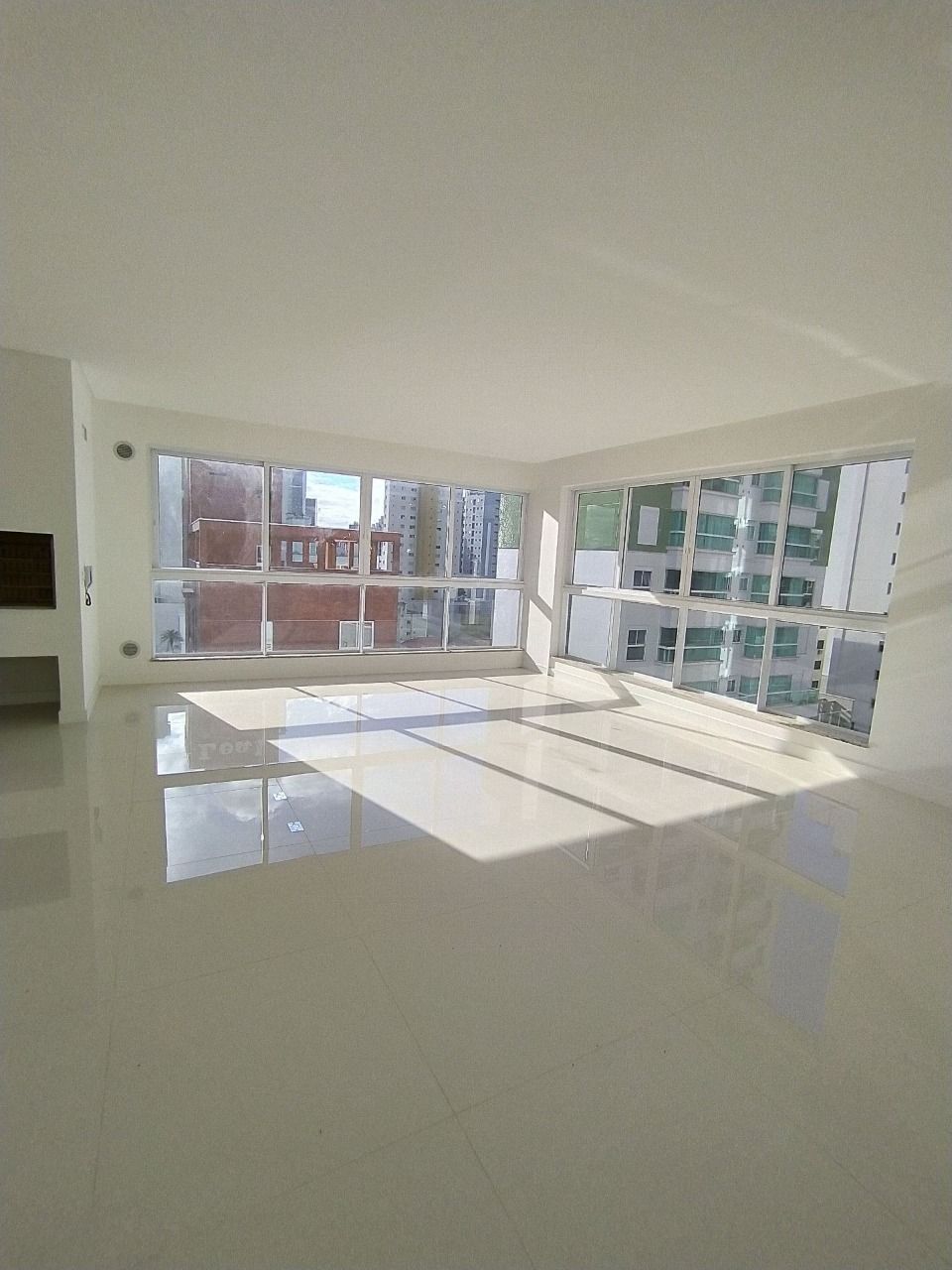 Apartamento à venda com 3 quartos, 134m² - Foto 16