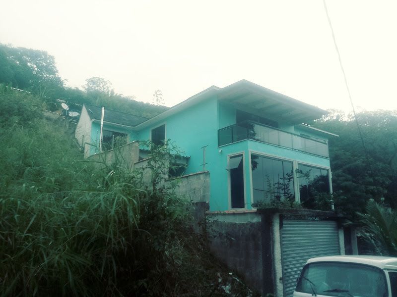 Casa em condomnio  venda  no Santo Antnio - Duque de Caxias, RJ. Imveis