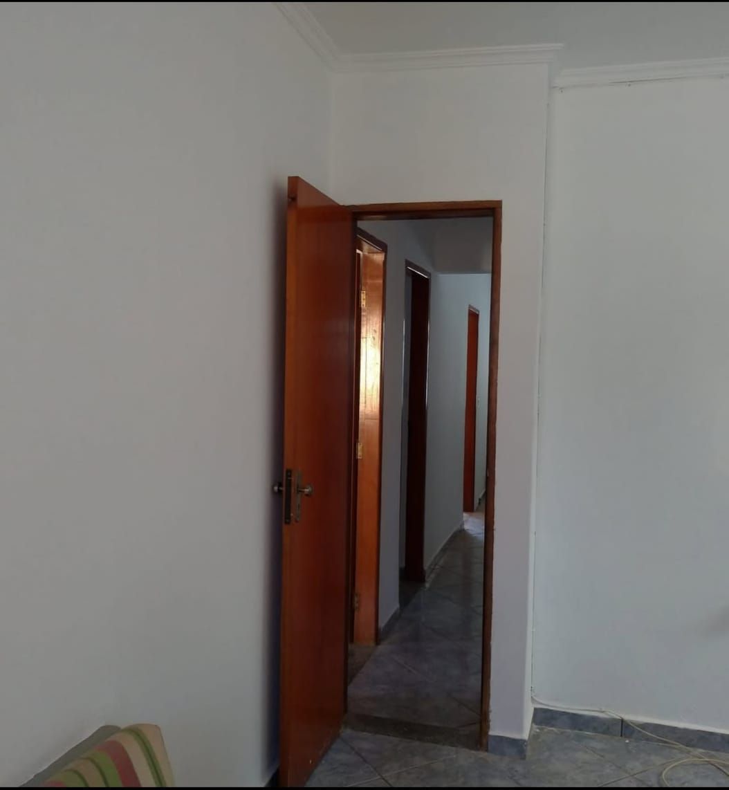 Casa no Adelino Simioni — miniatura 4