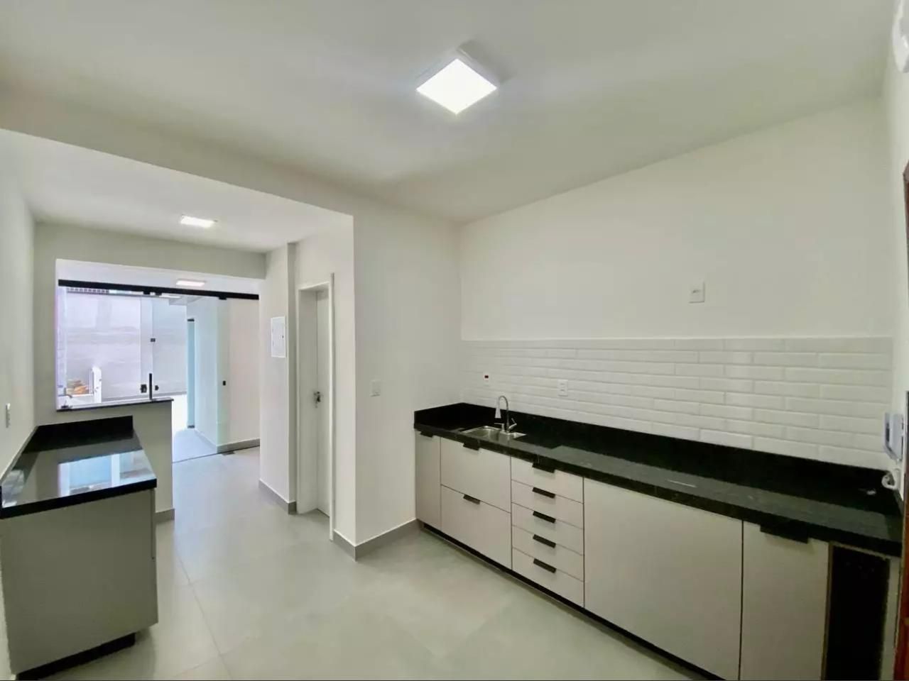 Apartamento no Castelo — miniatura 3
