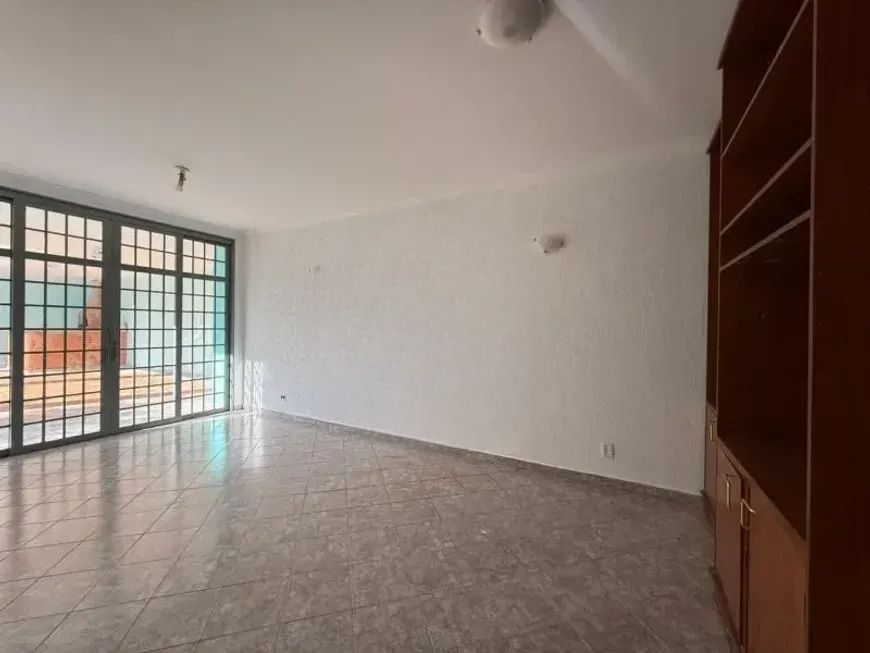 Casa no Ribeirânia — miniatura 3