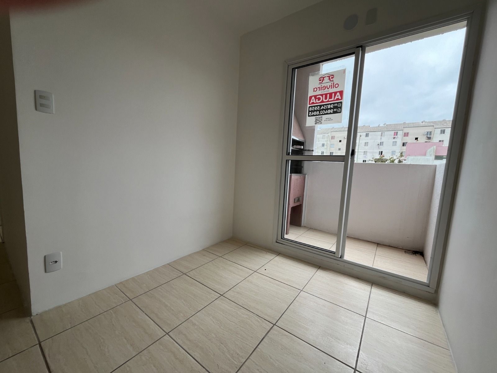 Apartamento para alugar com 2 quartos, 1m² - Foto 2