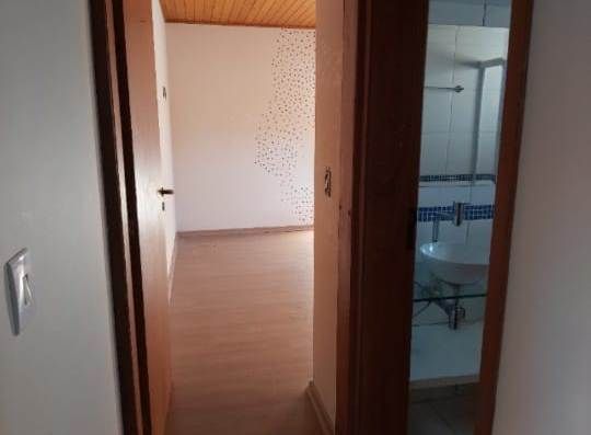 Casa à venda com 2 quartos, 450m² - Foto 11
