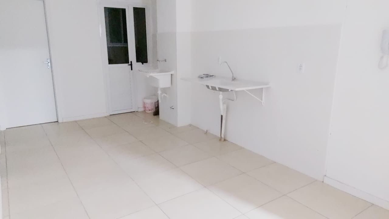 Apartamento à venda com 2 quartos, 44m² - Foto 2