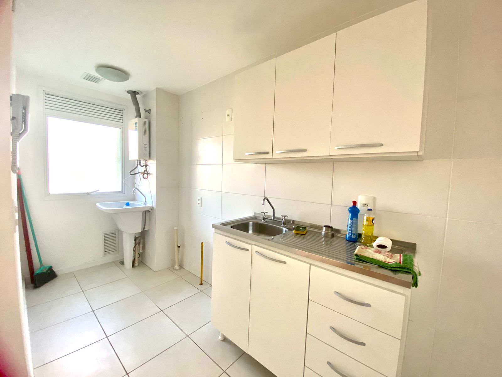 Apartamento para alugar com 2 quartos, 60m² - Foto 3
