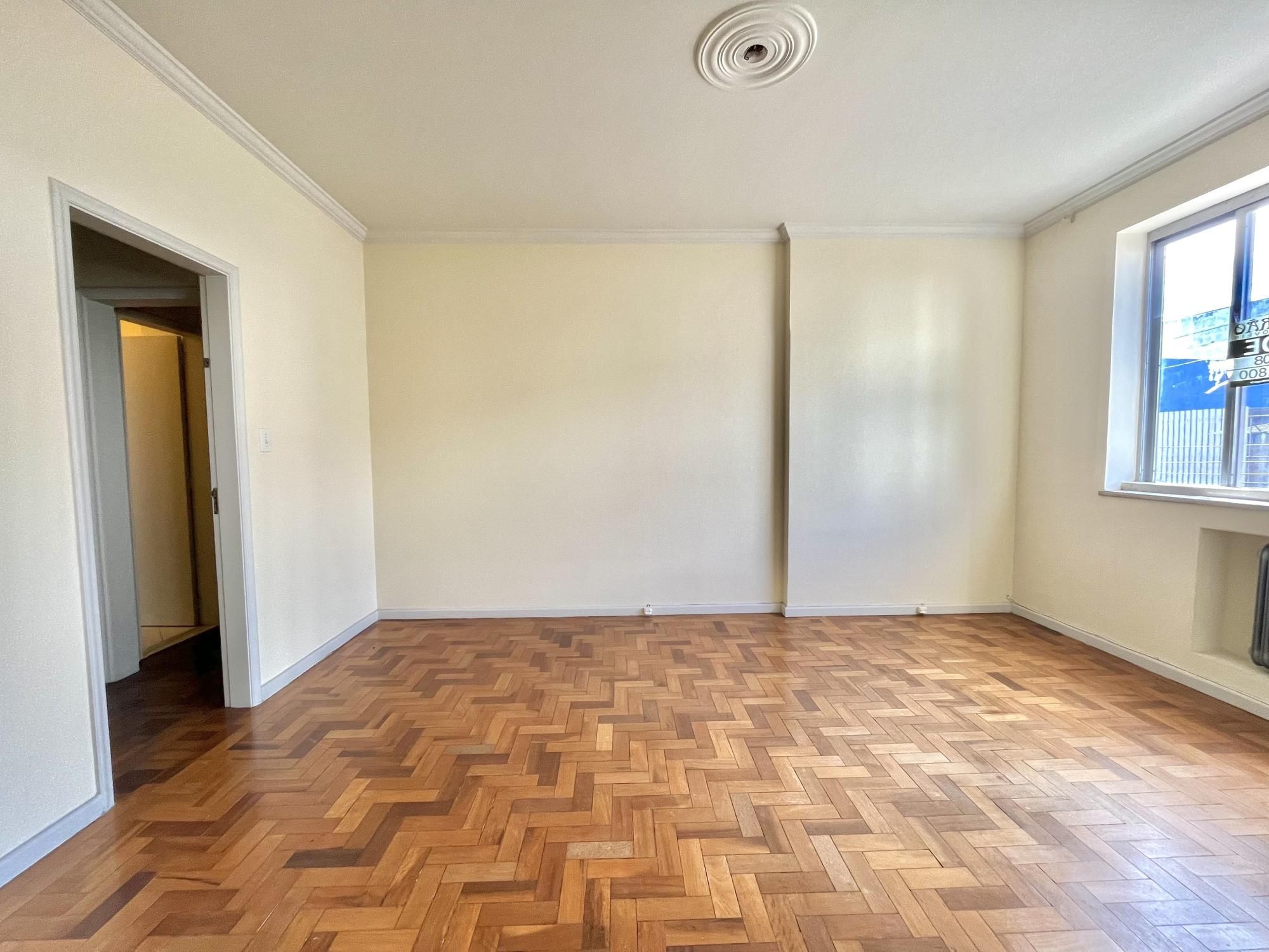 Apartamento à venda com 3 quartos, 146m² - Foto 1