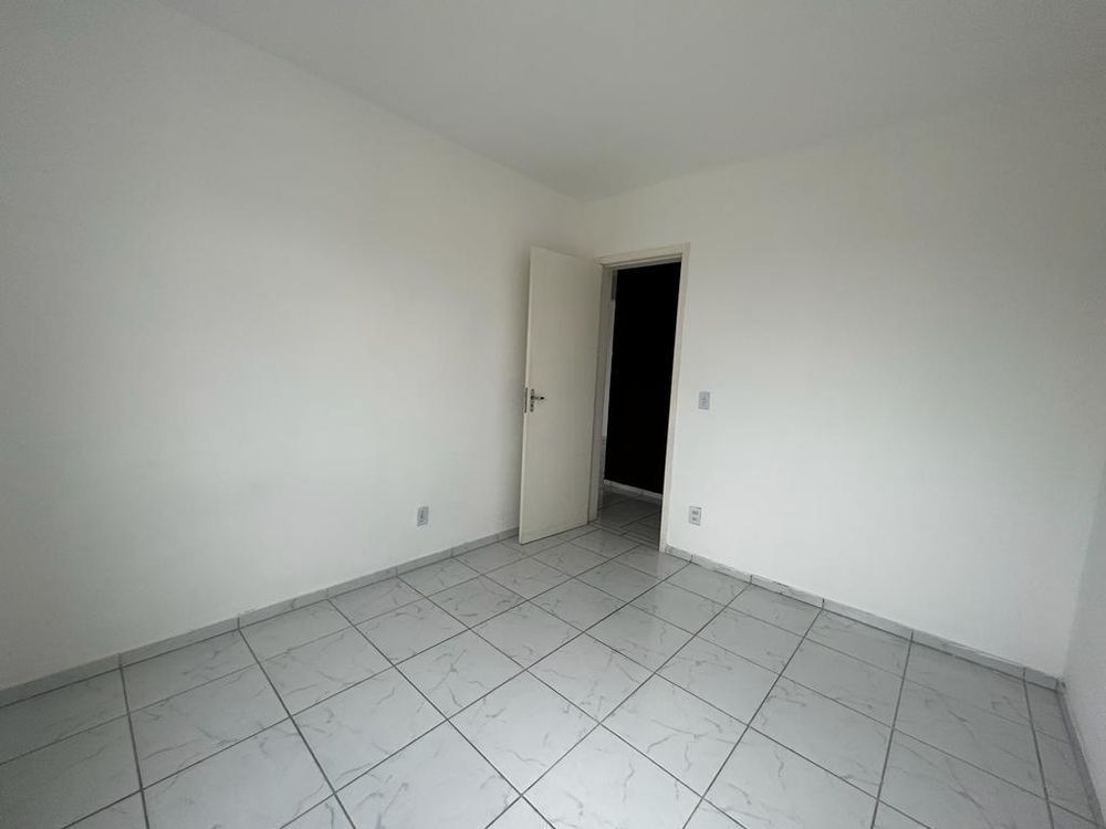 Apartamento à venda com 2 quartos, 46m² - Foto 4