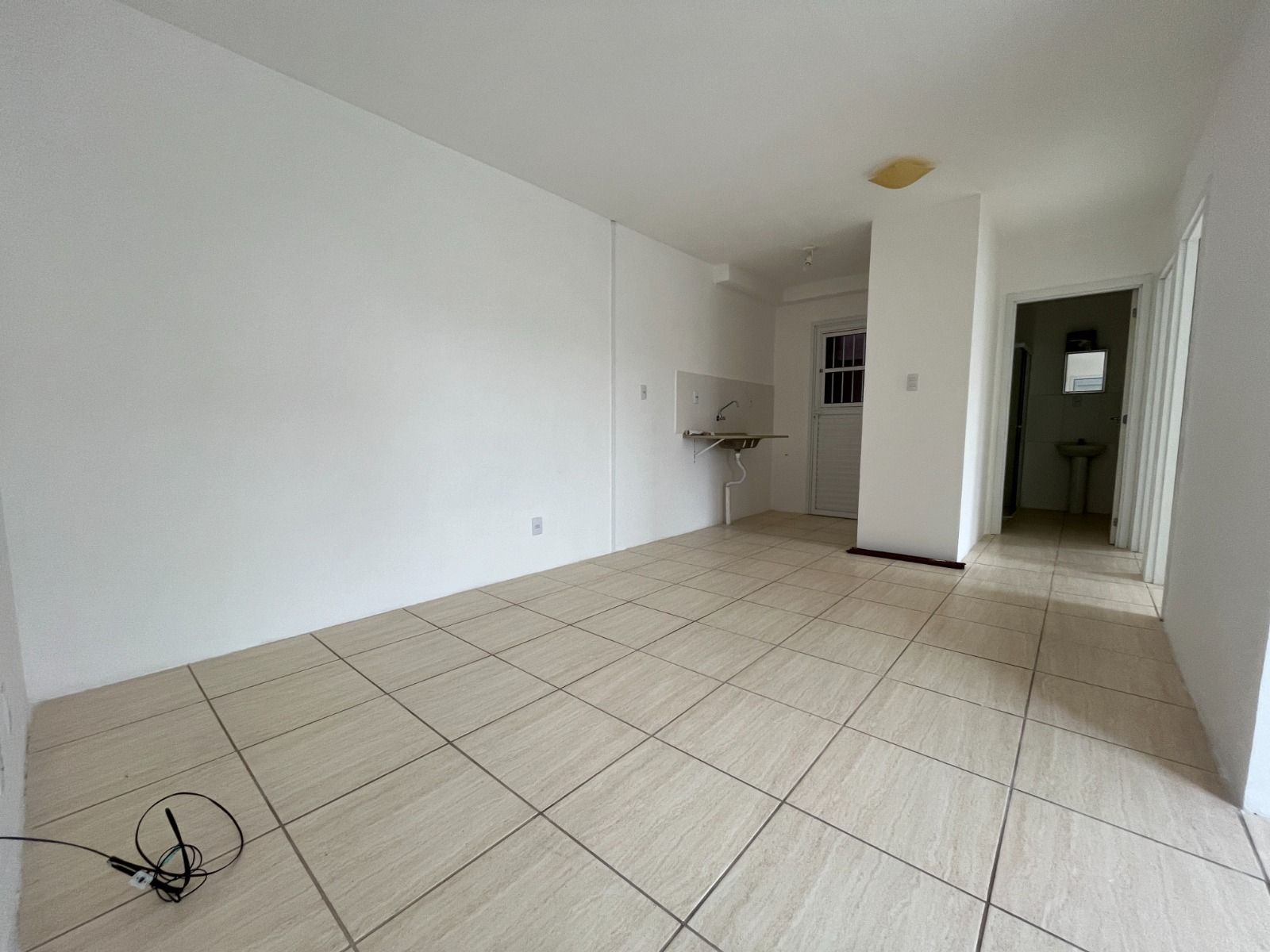 Apartamento para alugar com 2 quartos, 1m² - Foto 21