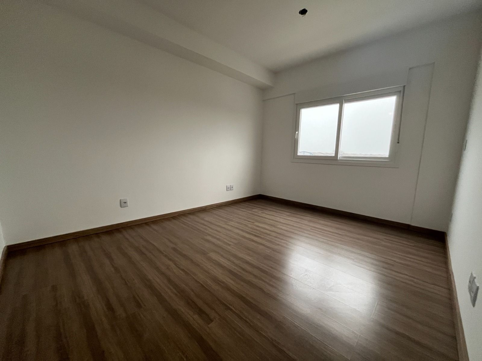 Apartamento para alugar com 3 quartos, 112m² - Foto 12