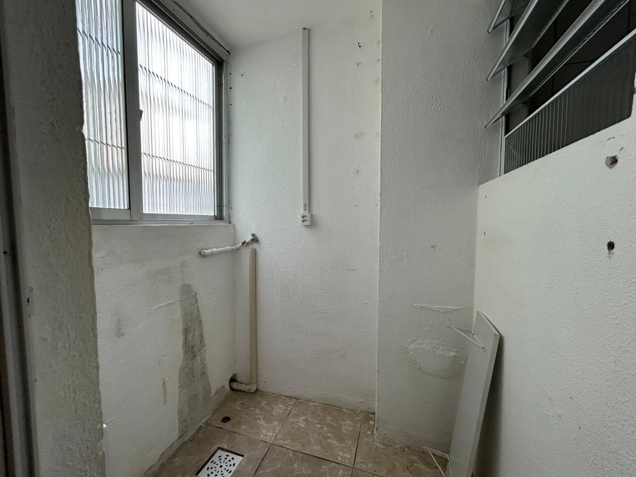 Apartamento à venda com 2 quartos, 60m² - Foto 11