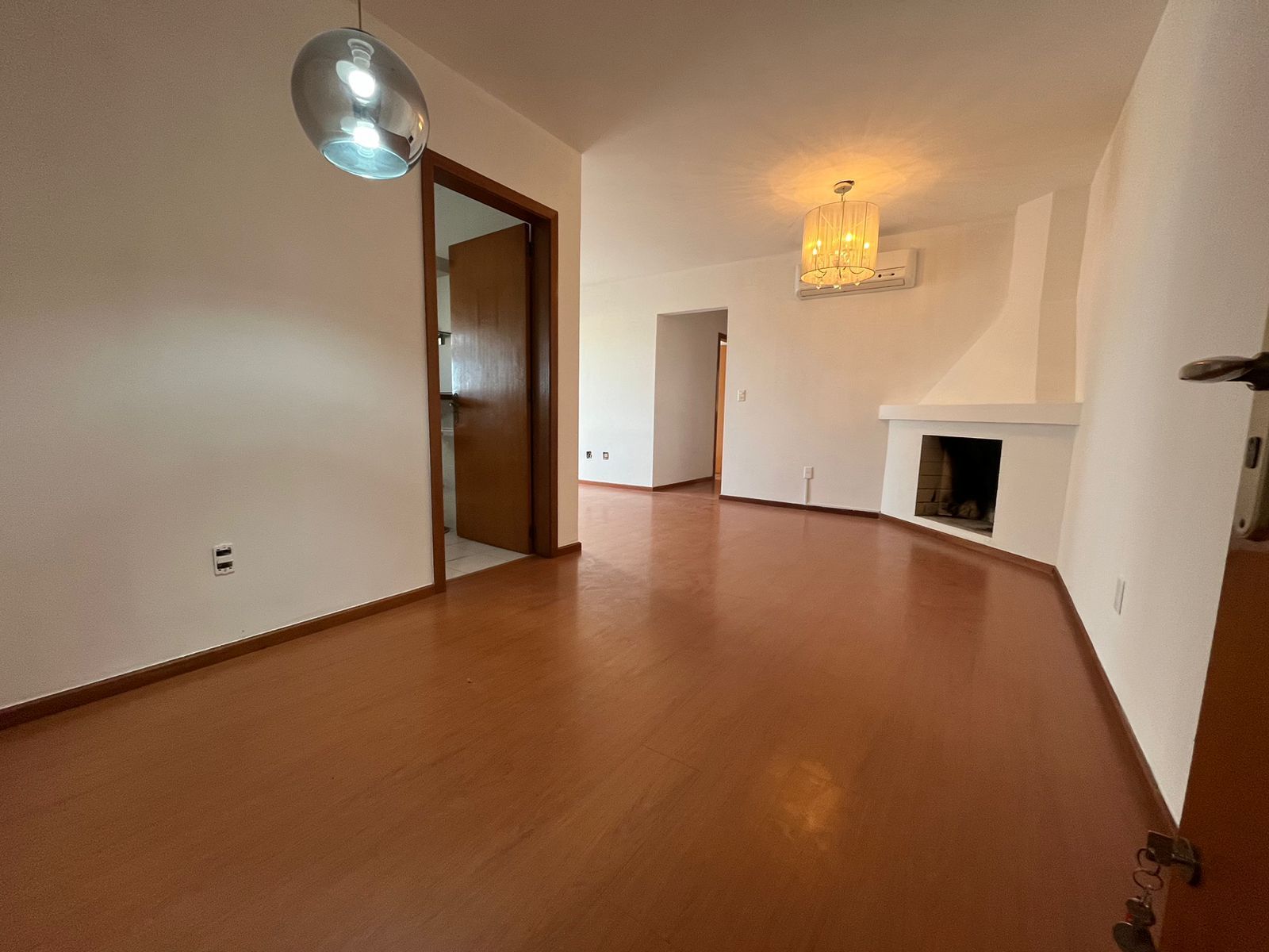 Apartamento para alugar com 3 quartos, 114m² - Foto 5