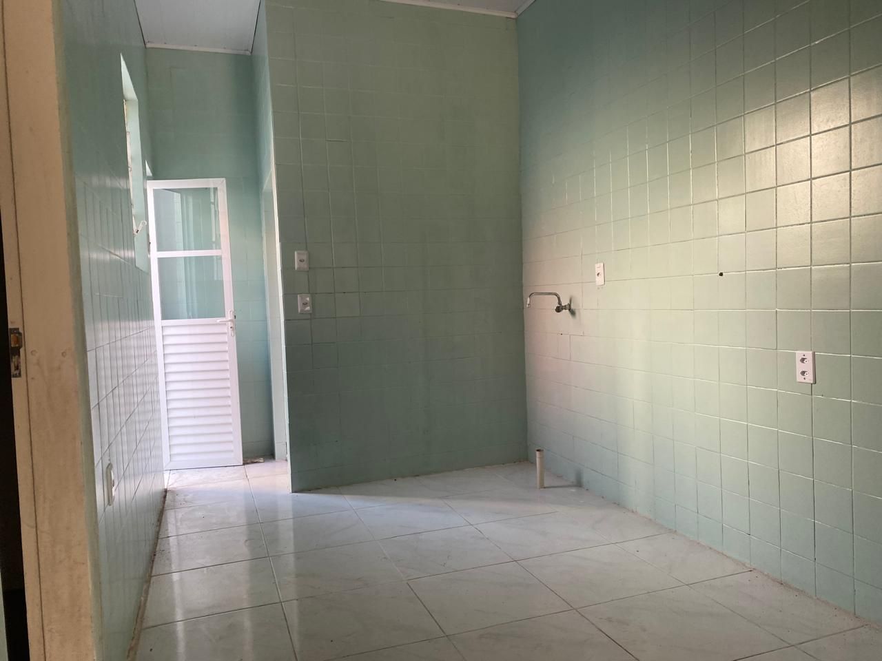 Casa para alugar com 2 quartos, 53m² - Foto 6