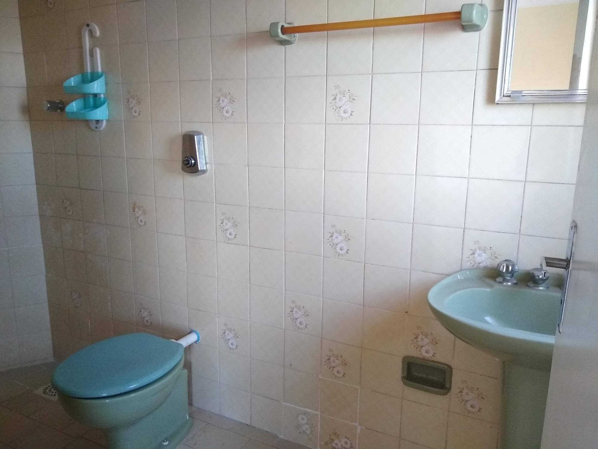 Apartamento para alugar com 3 quartos, 80m² - Foto 9