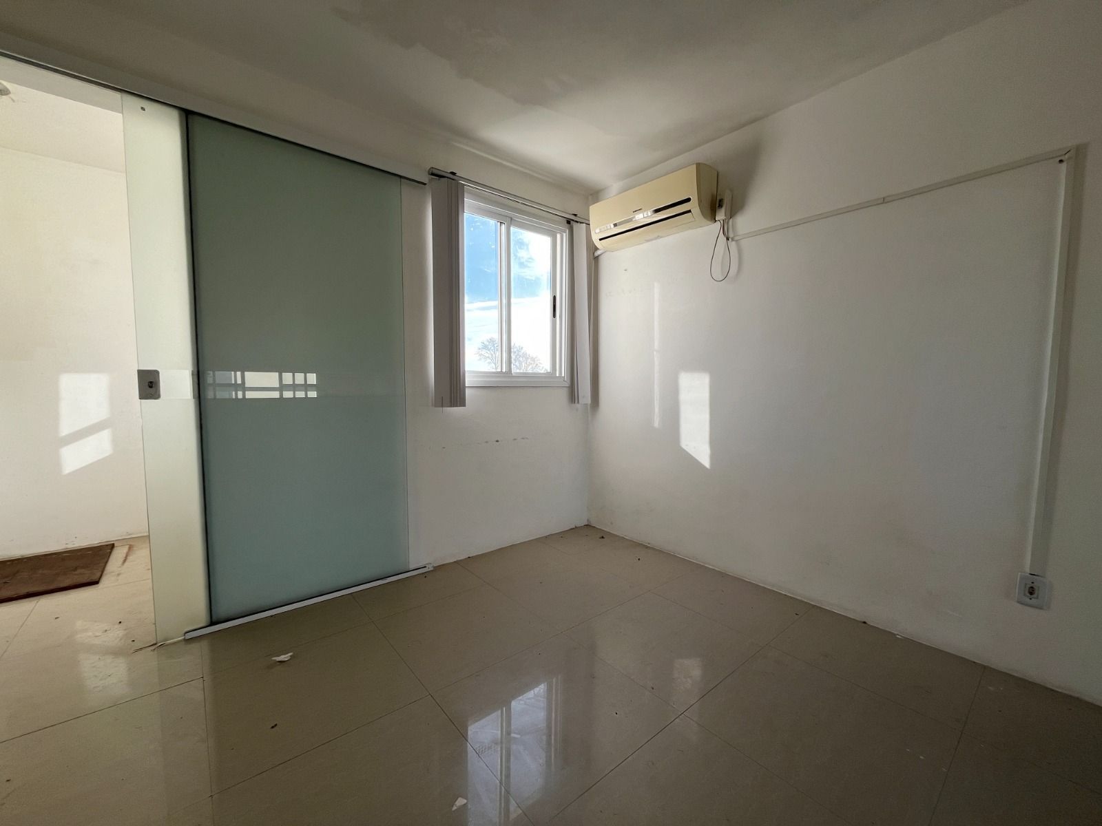 Apartamento para alugar com 3 quartos, 83m² - Foto 13