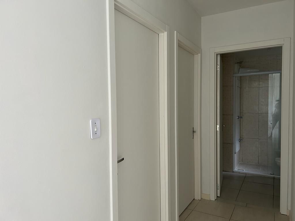 Apartamento à venda com 2 quartos, 1m² - Foto 4