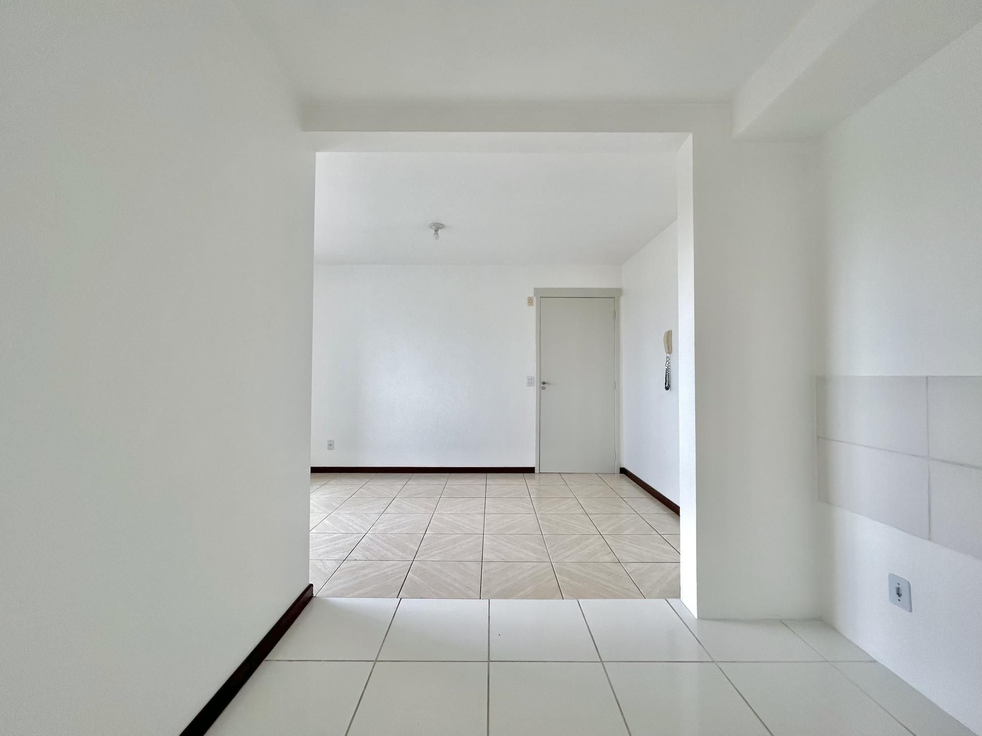 Apartamento à venda com 2 quartos, 46m² - Foto 4