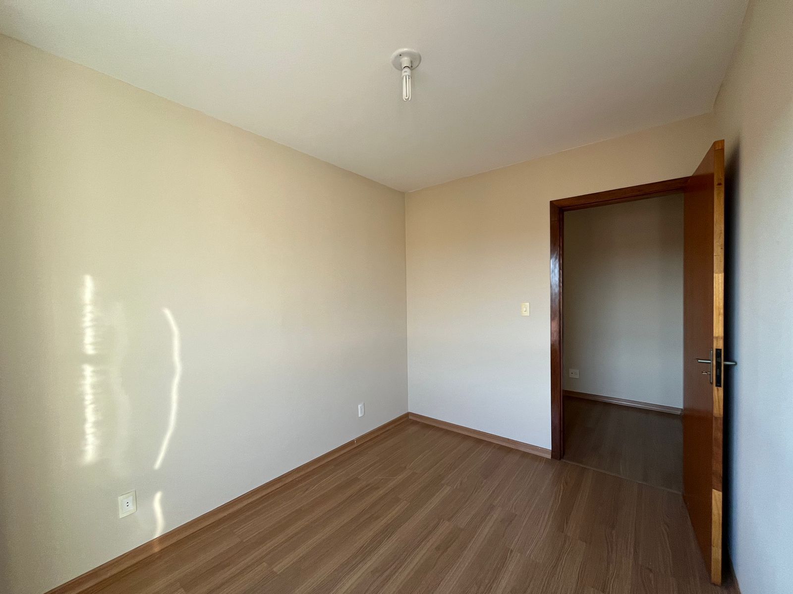 Apartamento para alugar com 2 quartos, 59m² - Foto 6