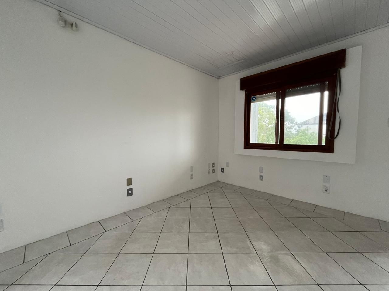 Casa para alugar com 2 quartos, 60m² - Foto 10