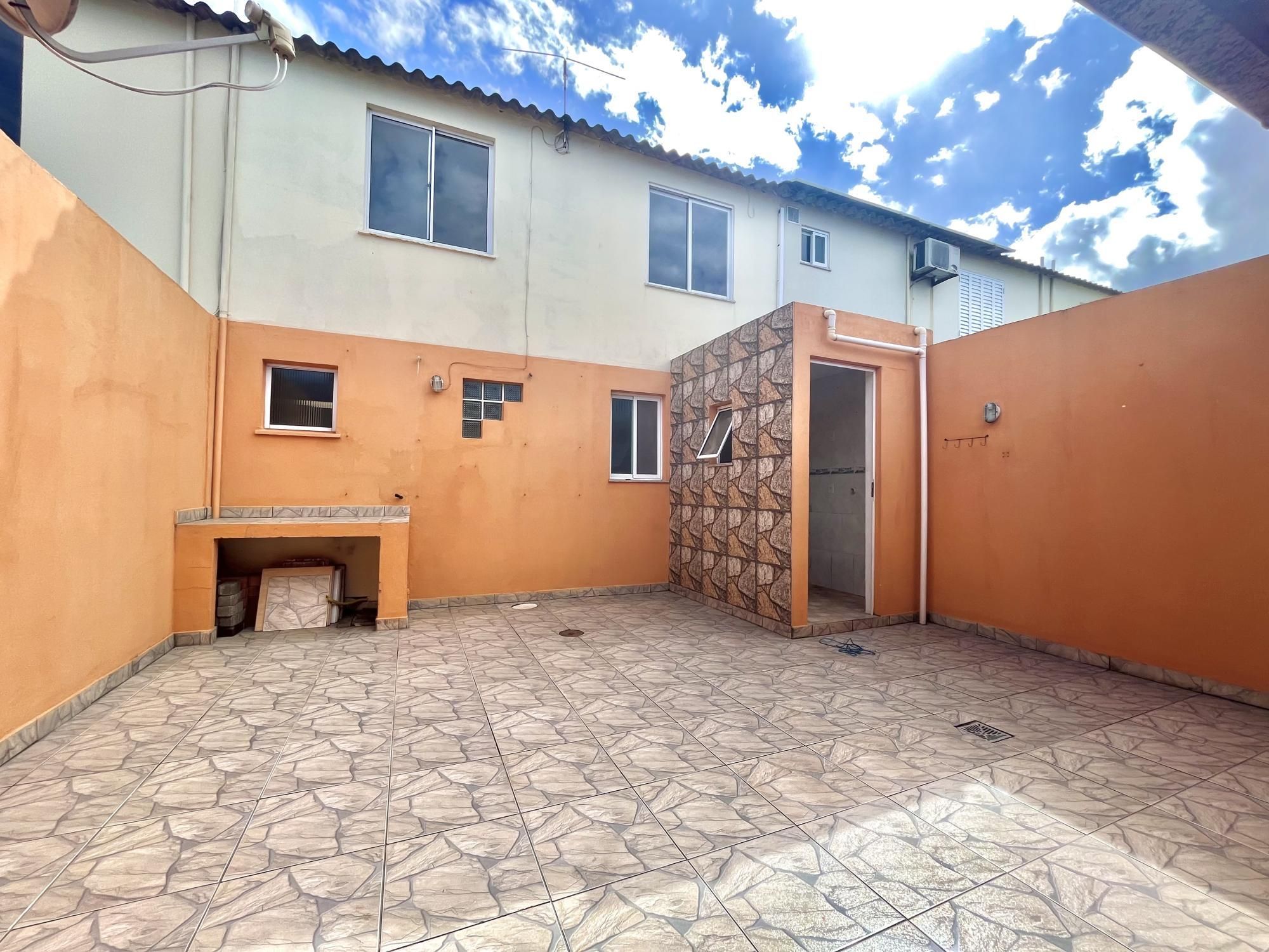 Casa de Condomínio à venda com 4 quartos, 80m² - Foto 5