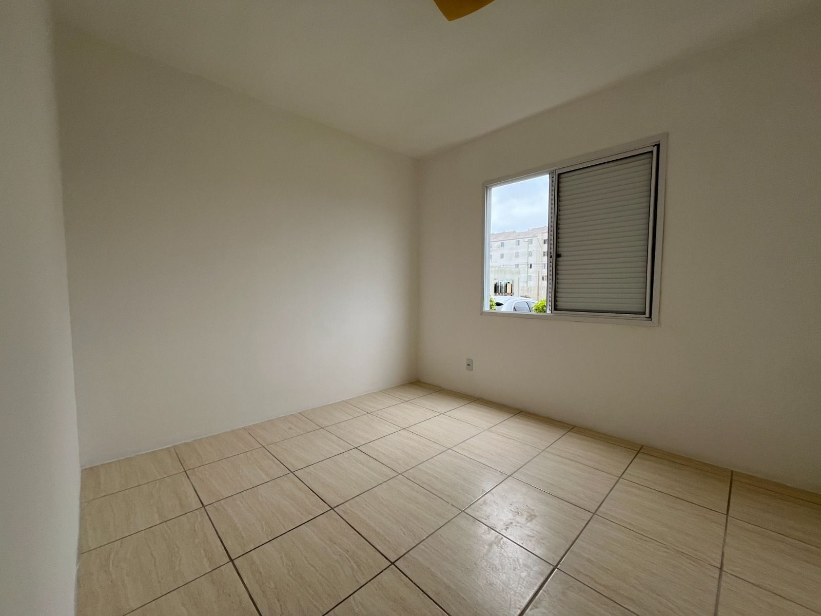 Apartamento para alugar com 2 quartos, 1m² - Foto 9