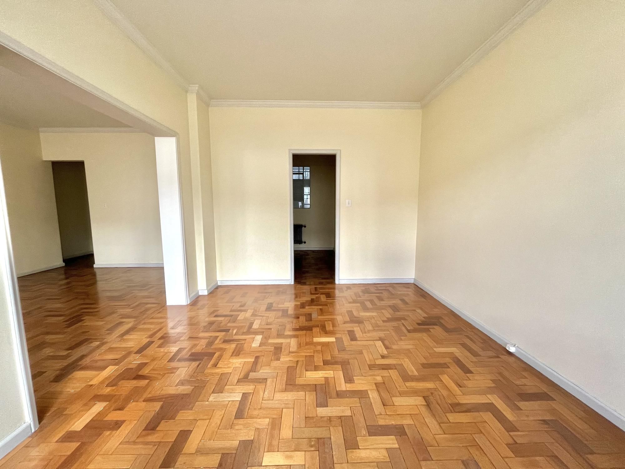 Apartamento à venda com 3 quartos, 146m² - Foto 4