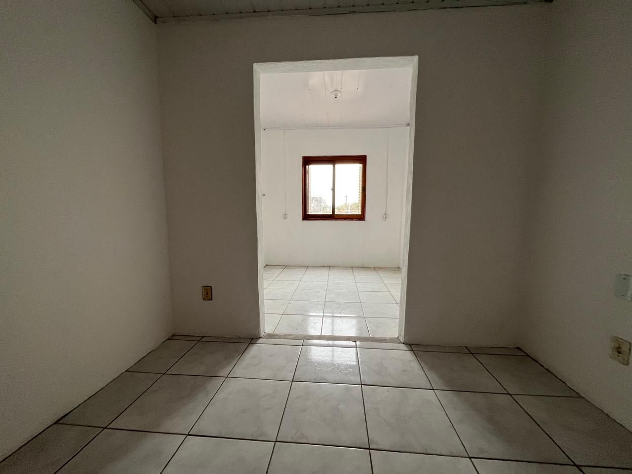 Casa para alugar com 2 quartos, 60m² - Foto 22