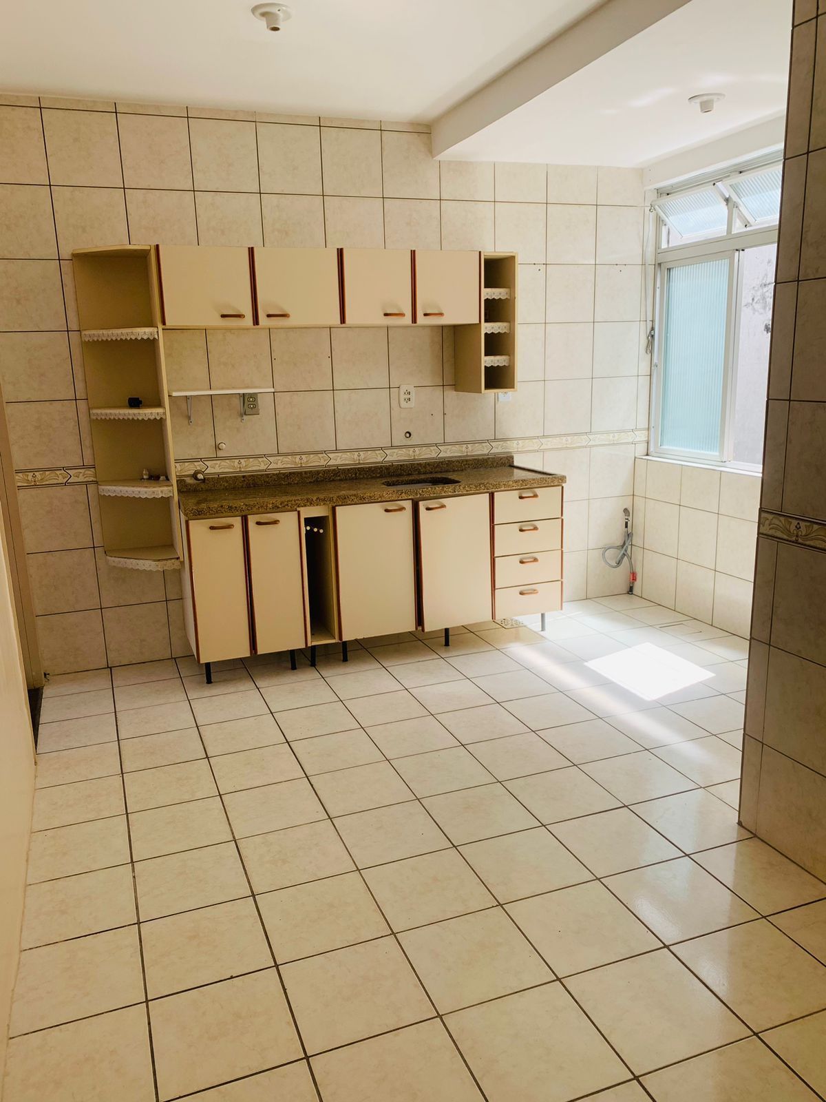 Apartamento à venda com 3 quartos, 118m² - Foto 5