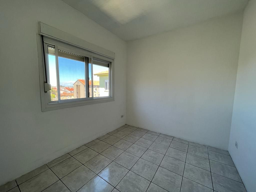 Apartamento à venda com 2 quartos, 42m² - Foto 4