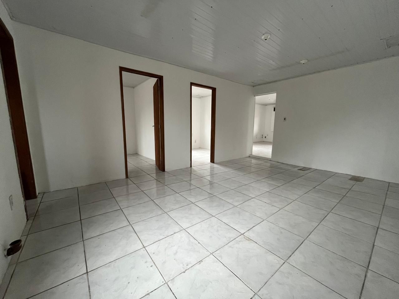 Casa para alugar com 2 quartos, 60m² - Foto 12