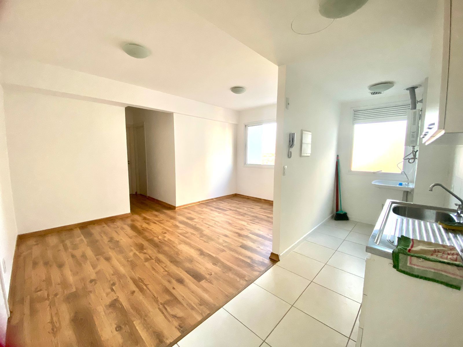 Apartamento para alugar com 2 quartos, 60m² - Foto 2