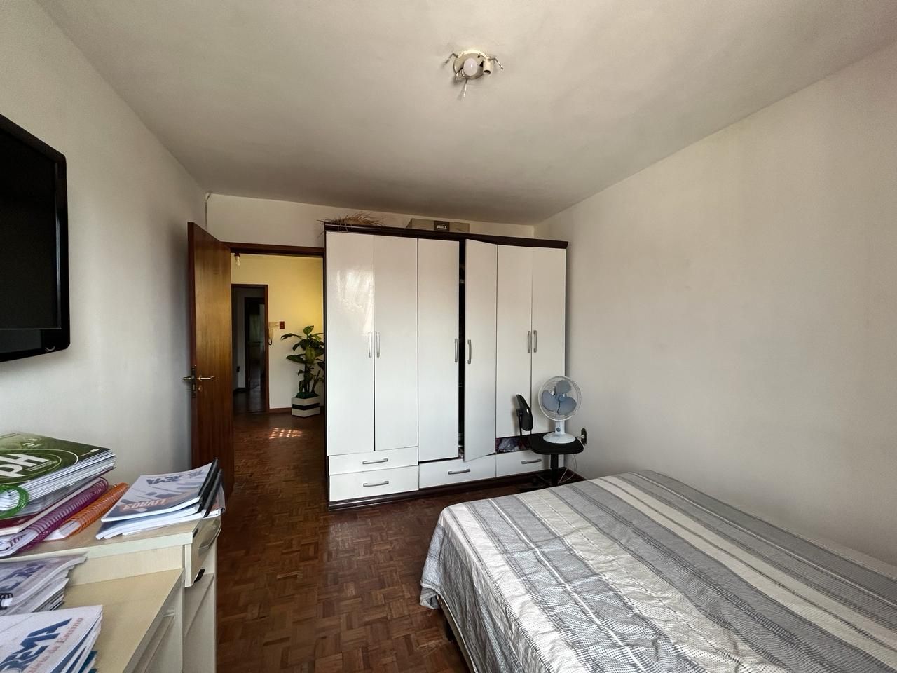 Sobrado para alugar com 4 quartos, 374m² - Foto 9