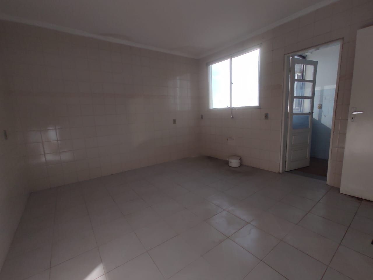 Apartamento para alugar com 2 quartos, 80m² - Foto 7