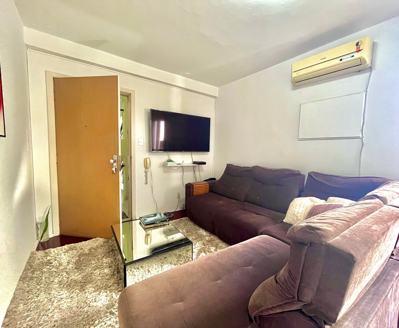 Apartamento à venda com 3 quartos, 80m² - Foto 1