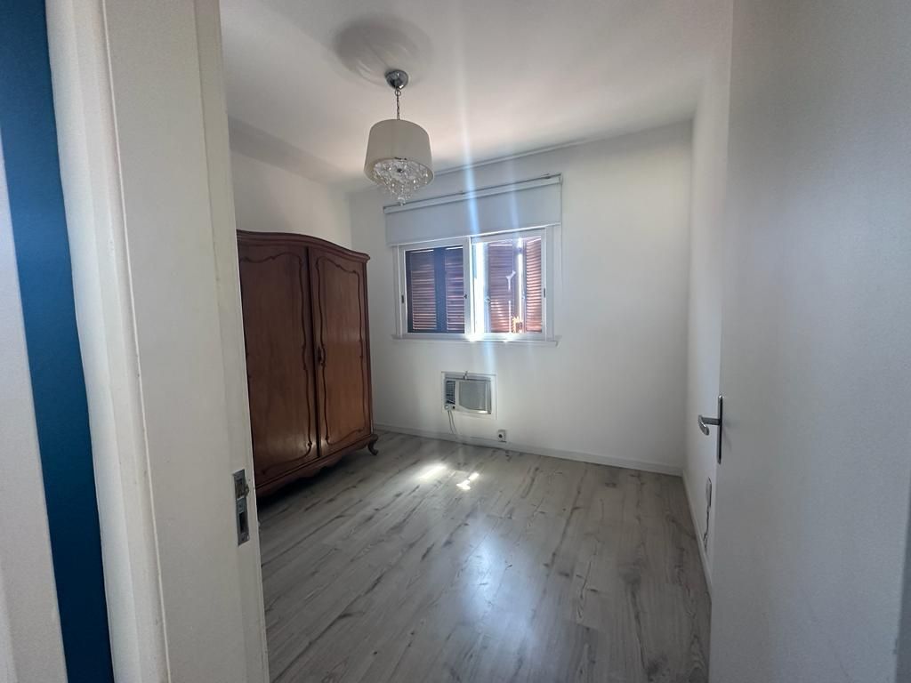 Apartamento à venda com 2 quartos, 65m² - Foto 9