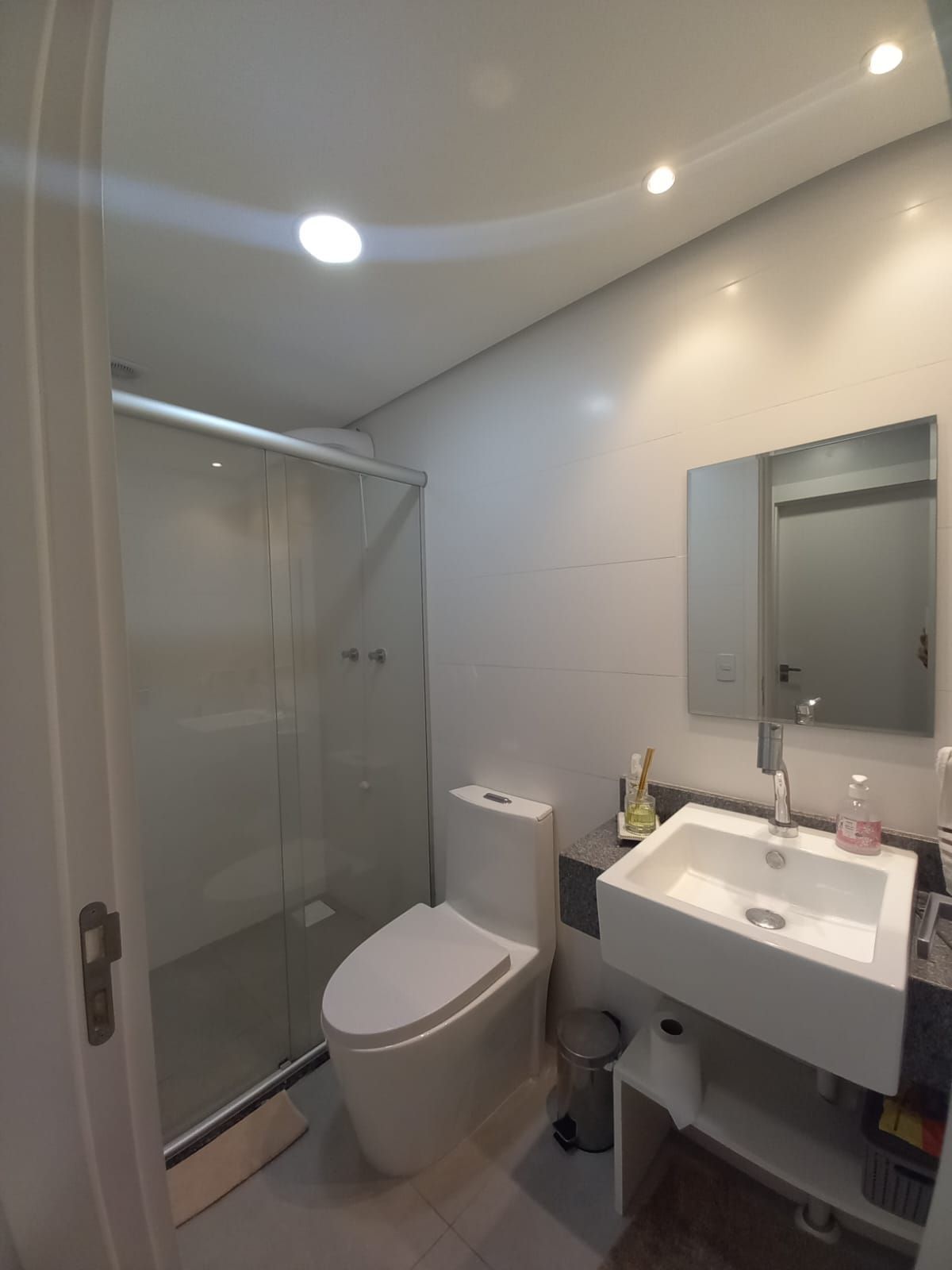 Apartamento à venda com 2 quartos, 65m² - Foto 9