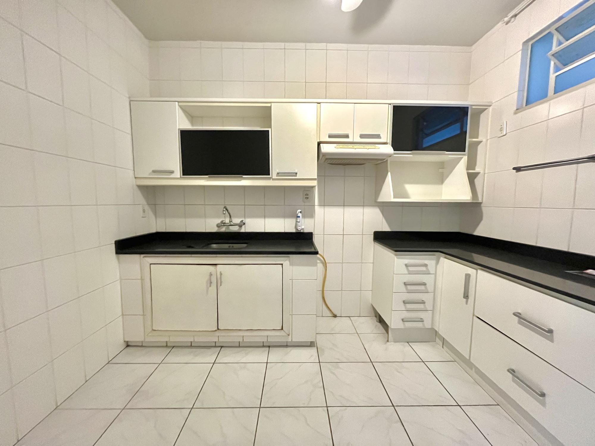 Apartamento à venda com 3 quartos, 146m² - Foto 9