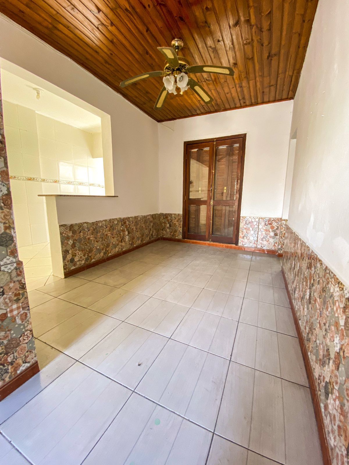 Sobrado para alugar com 2 quartos, 140m² - Foto 2