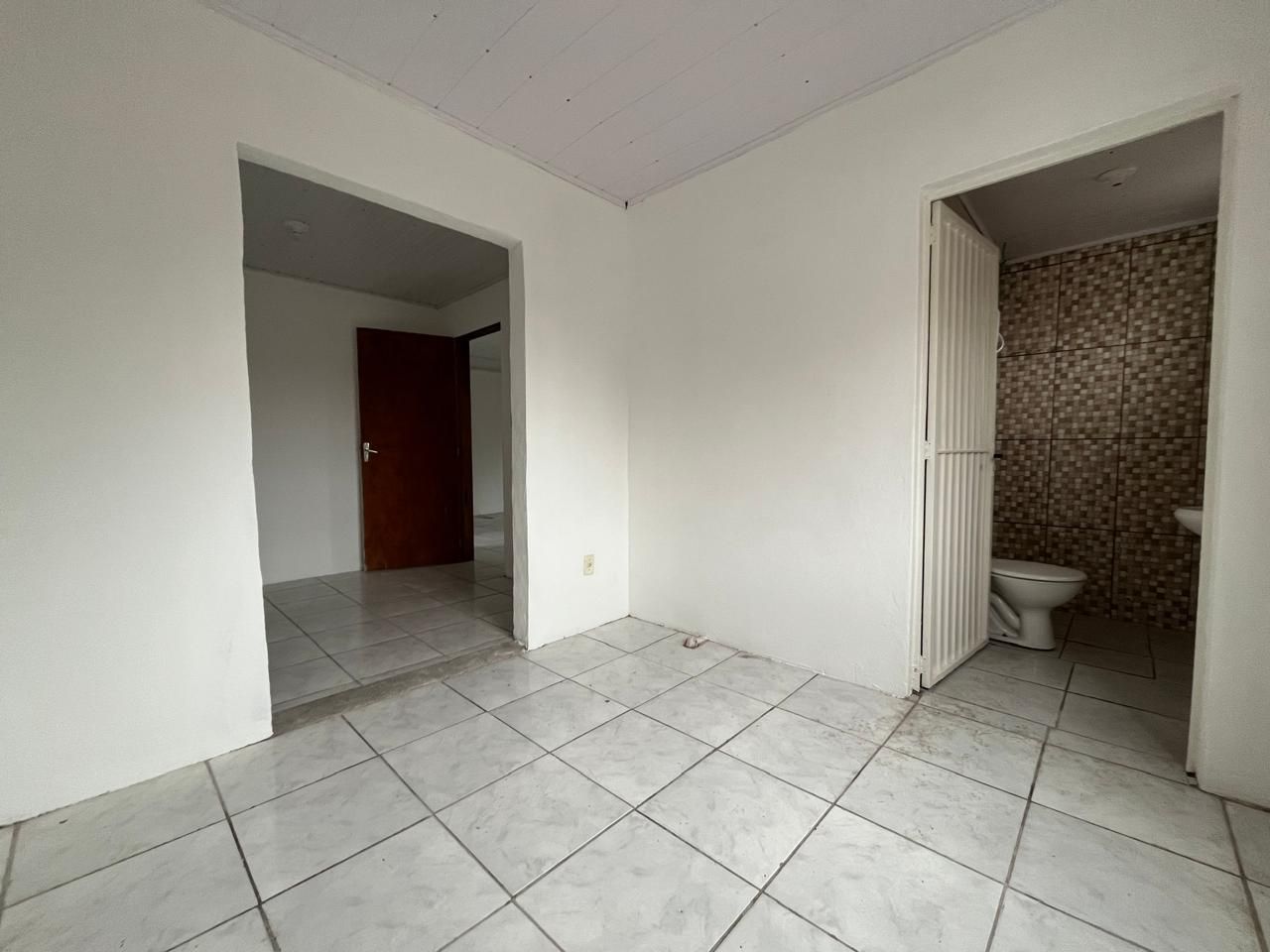 Casa para alugar com 2 quartos, 60m² - Foto 23