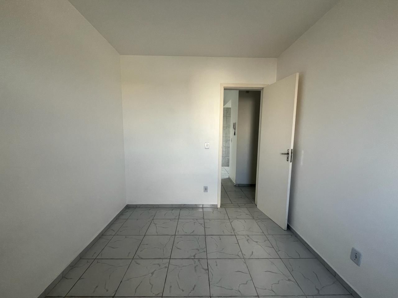 Apartamento para alugar com 2 quartos, 42m² - Foto 4