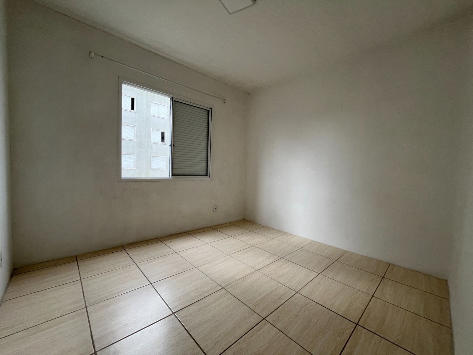 Apartamento para alugar com 2 quartos, 45m² - Foto 12