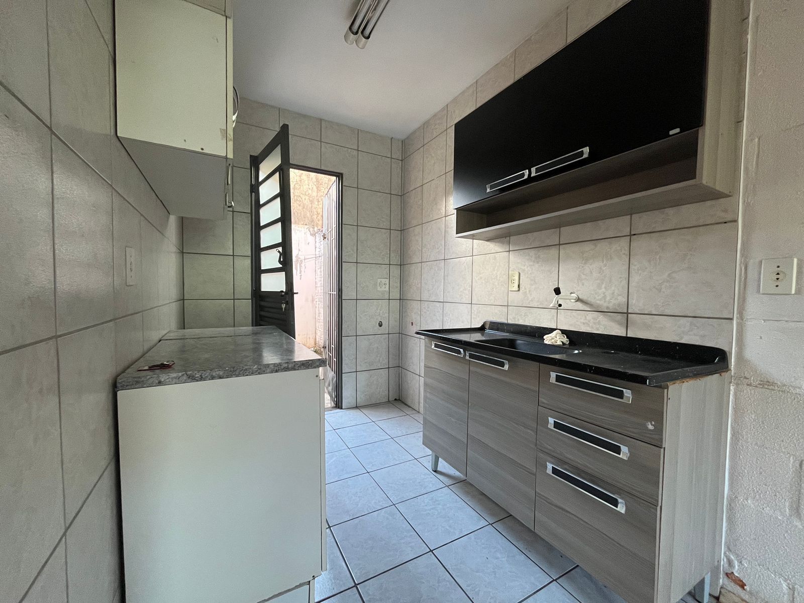 Casa de Condomínio para alugar com 2 quartos, 55m² - Foto 7