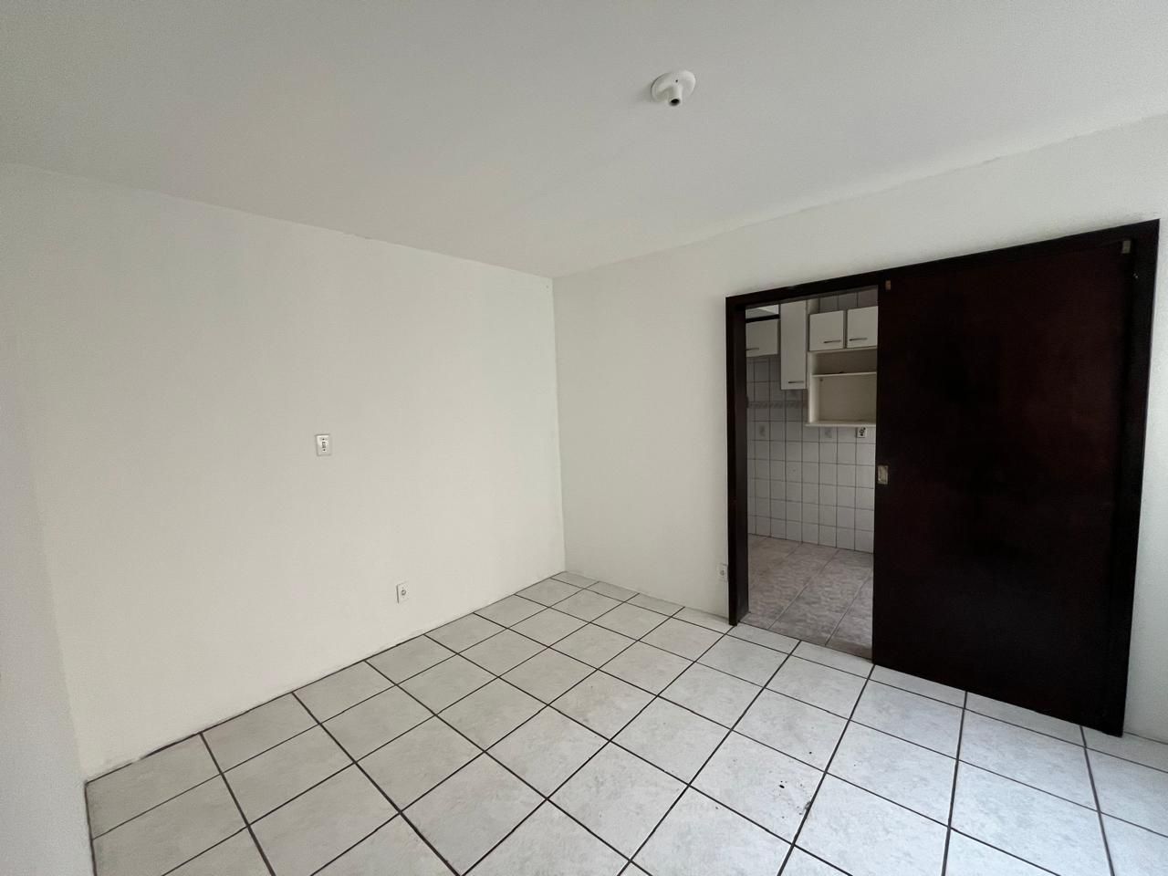 Apartamento à venda com 3 quartos, 101m² - Foto 5