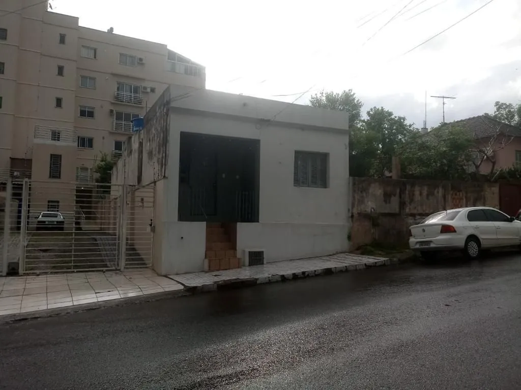 Casa, 2 quartos, 188 m² - Foto 1
