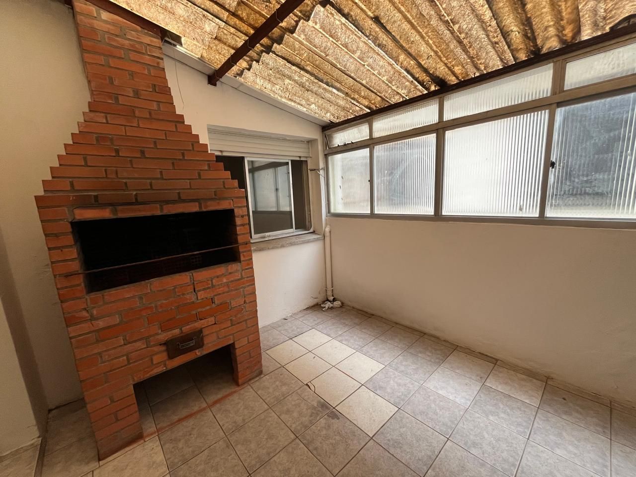 Apartamento à venda com 3 quartos, 101m² - Foto 1