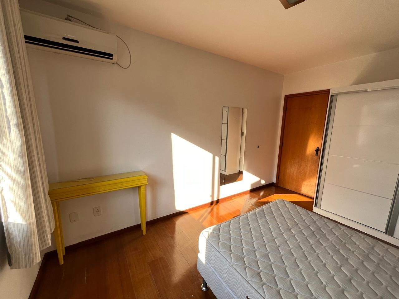 Apartamento à venda com 2 quartos, 66m² - Foto 10