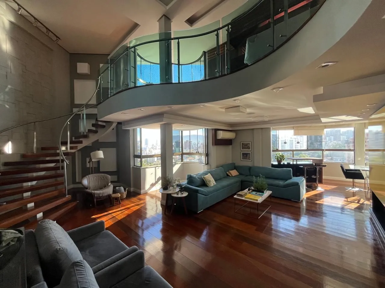 Cobertura, 4 quartos, 366 m² - Foto 1